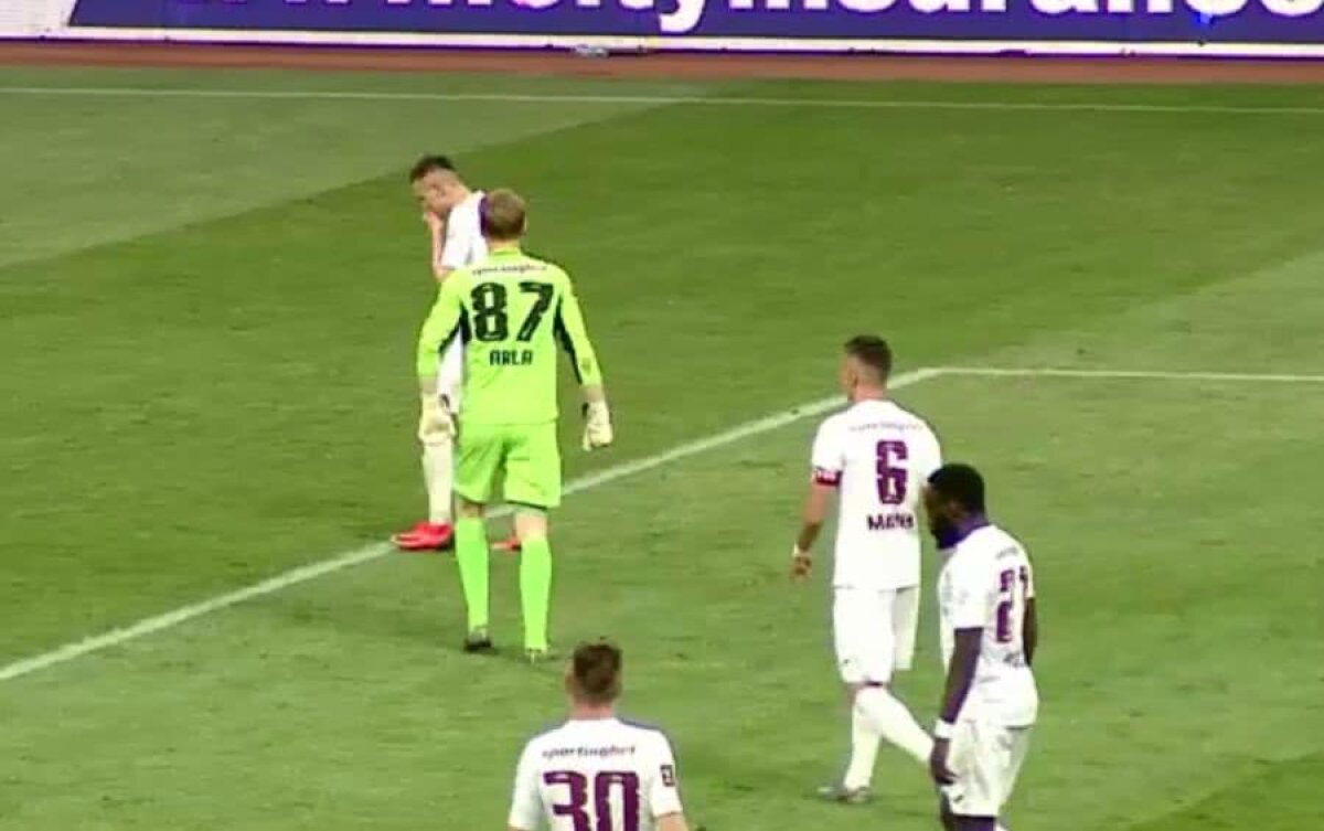 FCSB - CFR CLUJ // VIDEO + FOTO Arlauskis, criză de nervi în fața lui Costache după golul lui Teixeira » Ce a decis Dan Petrescu