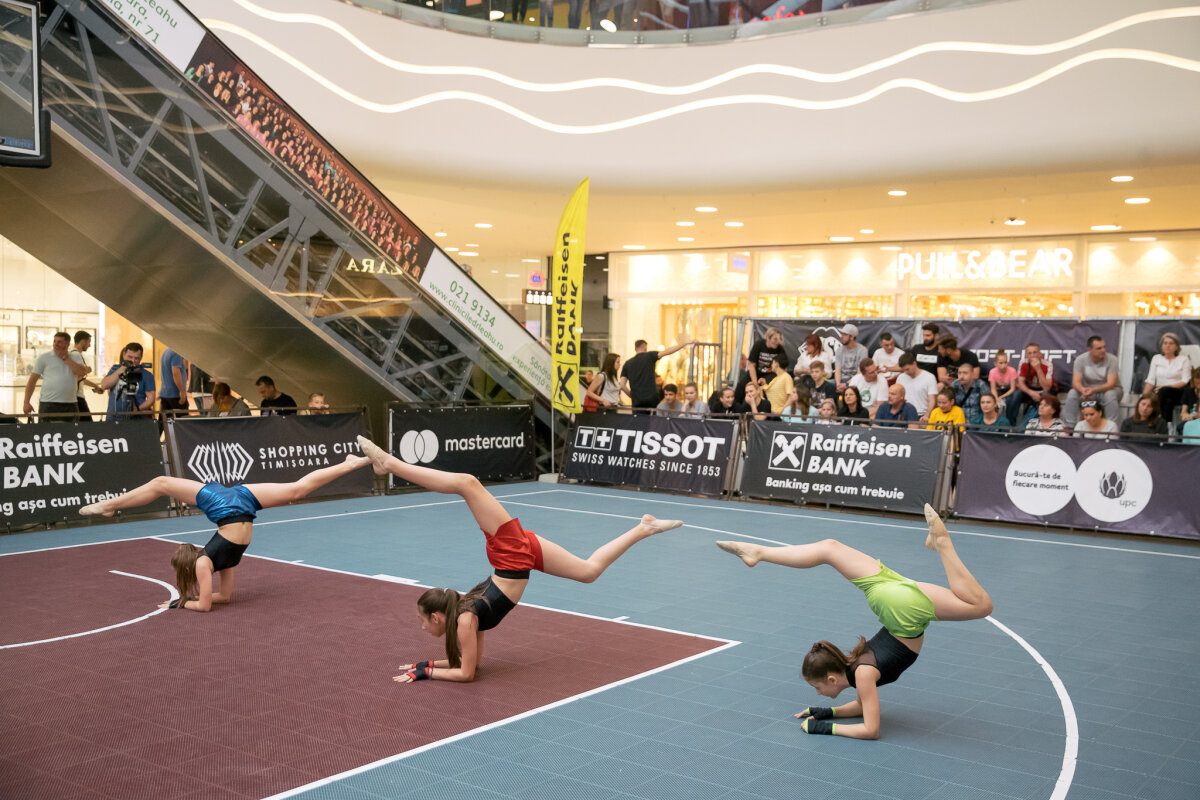 GALERIE FOTO Sub ochii triplei campioane olimpice Simona Amânar, echipele românești au dominat la Timișoara Streetball