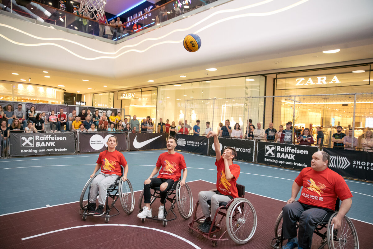 GALERIE FOTO Sub ochii triplei campioane olimpice Simona Amânar, echipele românești au dominat la Timișoara Streetball