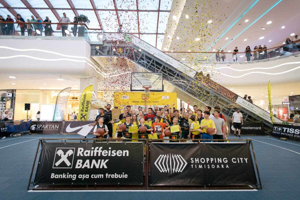GALERIE FOTO Sub ochii triplei campioane olimpice Simona Amânar, echipele românești au dominat la Timișoara Streetball