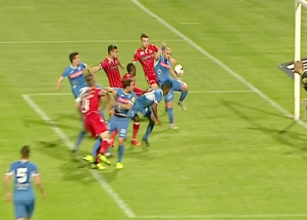 DINAMO - POLI IAȘI // VIDEO+FOTO Elevii lui Mircea Rednic au cerut penalty în prima repriză! 