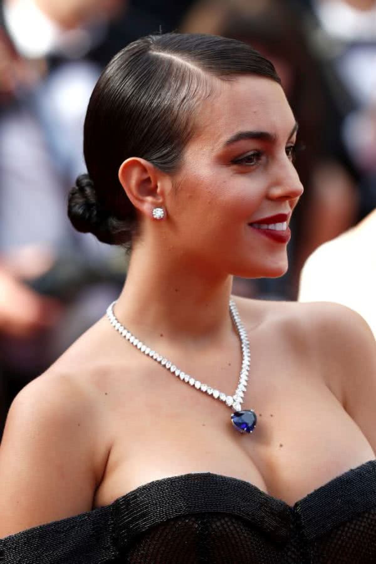 FOTO Georgina Rodriguez, apariție de senzație la Festivalul de la Cannes » A purtat o rochie care i-a scos formele în evidență