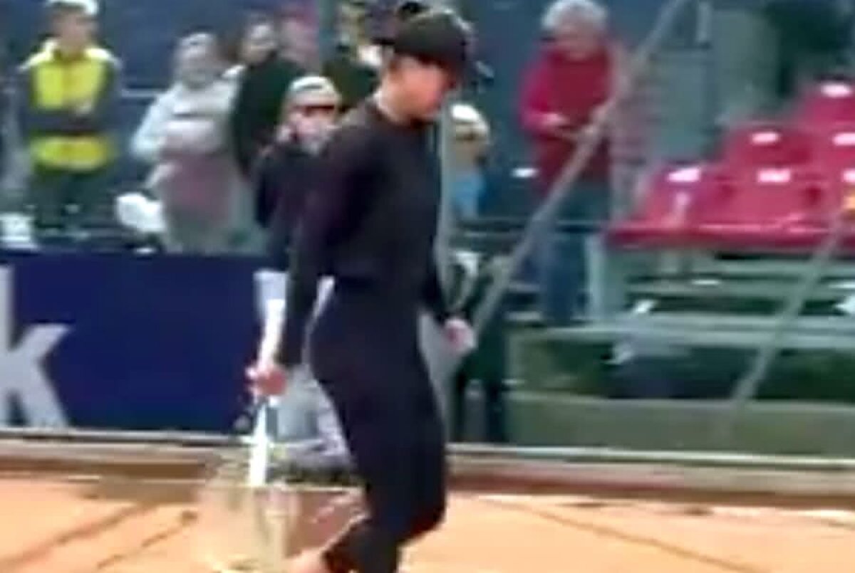 FOTO Sorana Cîrstea s-a calificat în sferturi la Nurnberg și l-a cucerit pe comentator: „E cel mai tare echipament din istoria tenisului”