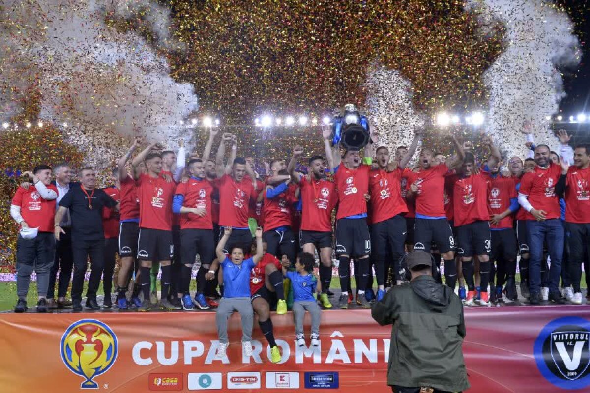 VIITORUL A CÂȘTIGAT CUPA // VIDEO+FOTO Cupa României e la Ovidiu! 11 imagini de senzație surprinse după meci: Ianis Hagi a sărutat trofeul, Eric l-a consolat pe Alibec + baie de confetti