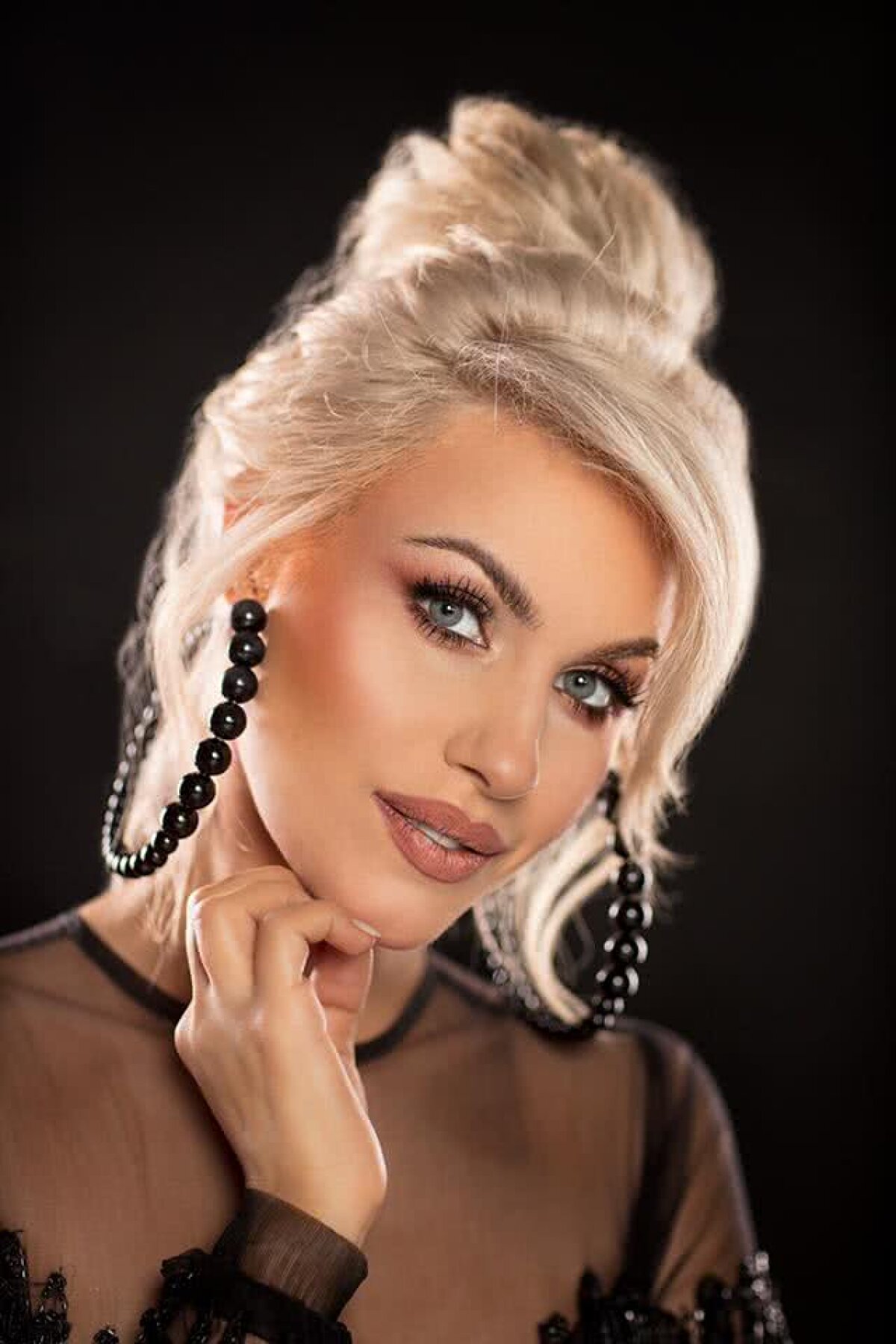 „Așa am scăpat de retenția de apă” » Amna are un obicei simplu după fiecare masă