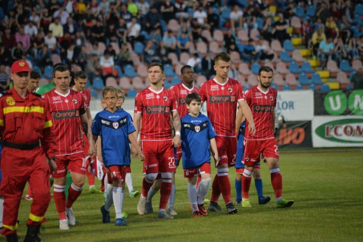 FC BOTOȘANI - DINAMO 1-0 // VIDEO+FOTO Vai de coada lor! „Câinii” au avut o prestație ștearsă și au cedat la Botoșani, după un gol fantastic al lui Mihai Roman II