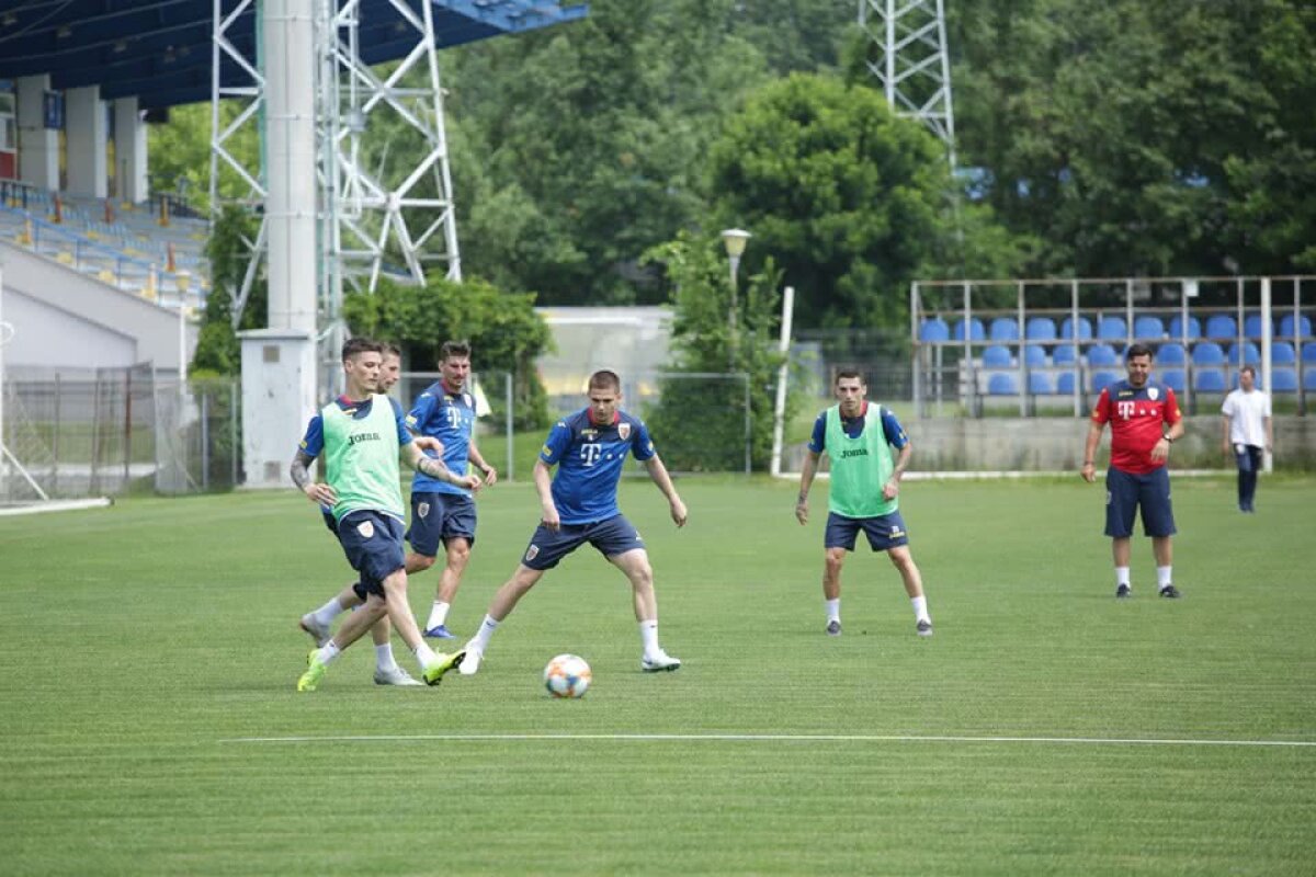 NORVEGIA - ROMÂNIA // FOTO Cosmin Contra i-a pregătit la capitolul forță pe „tricolori” înaintea dublei cu Norvegia și Malta