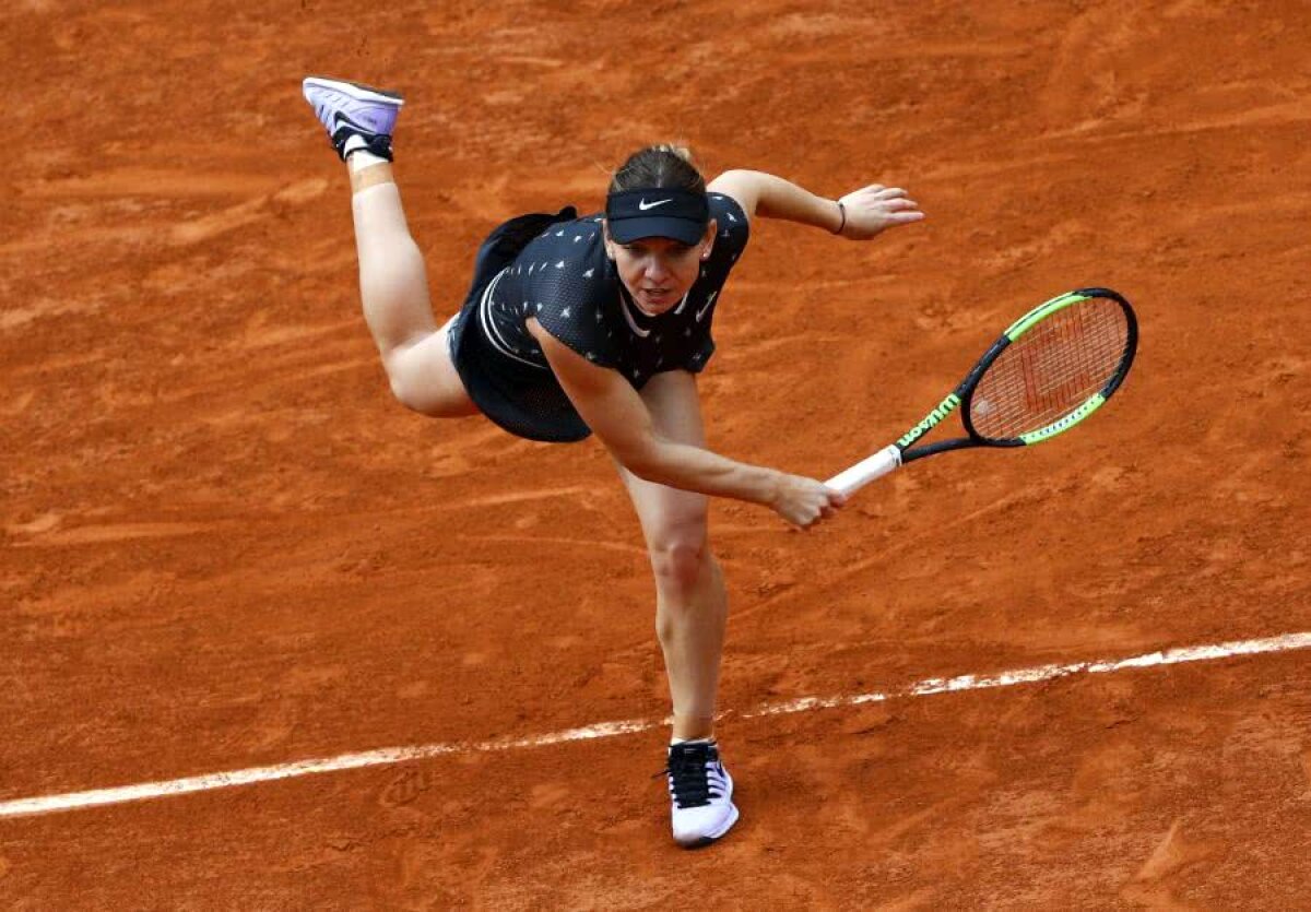 GALERIE FOTO Victorie chinuită pentru Simona Halep cu Ajla Tomljanovic în turul 1 de la Roland Garros! Știe cu cine va juca mai departe 