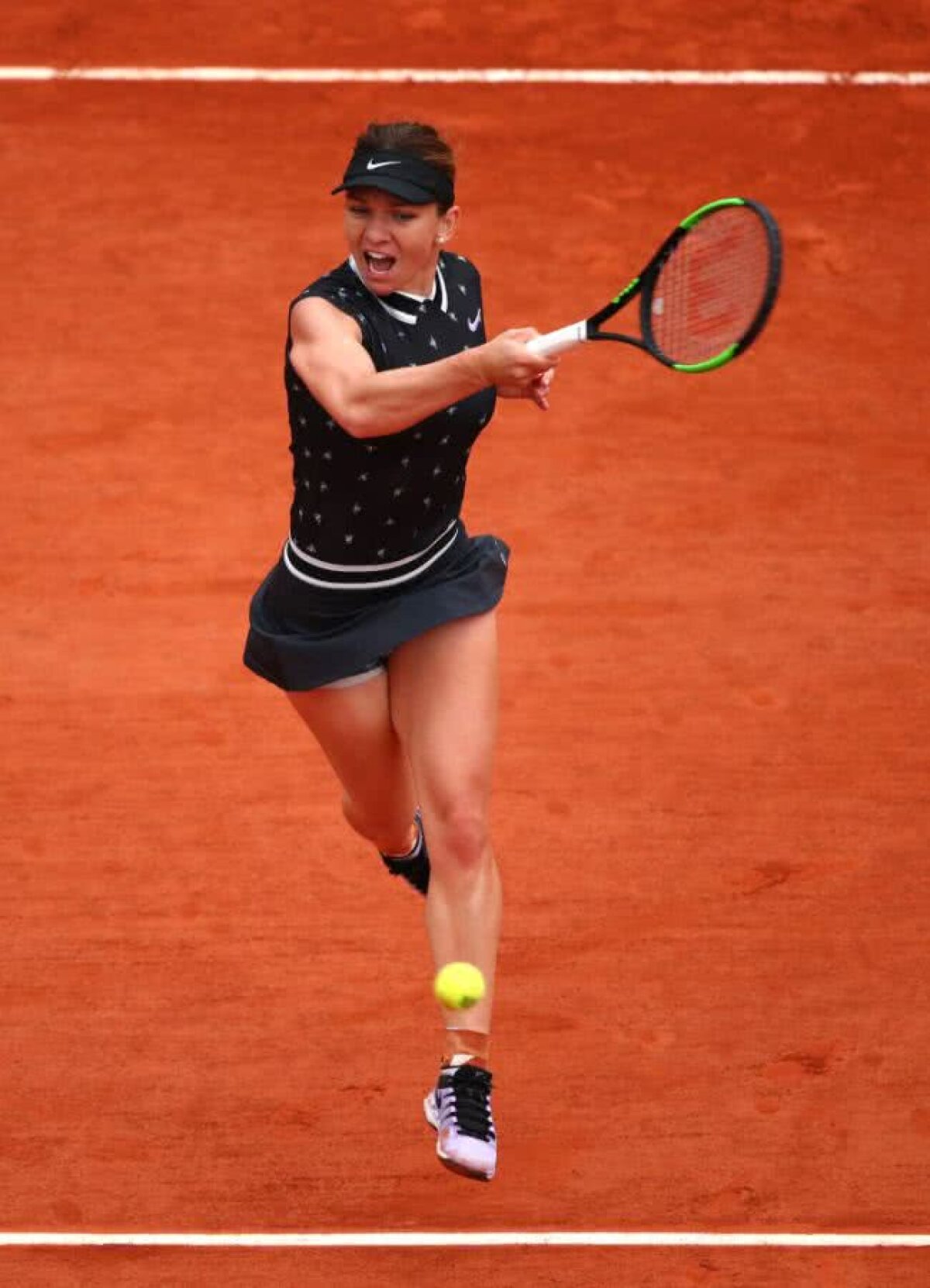 SIMONA HALEP - MAGDA LINETTE // VIDEO+FOTO Final haotic! Halep tremură, dar merge în șaisprezecimi la Roland Garros! Cu cine va juca