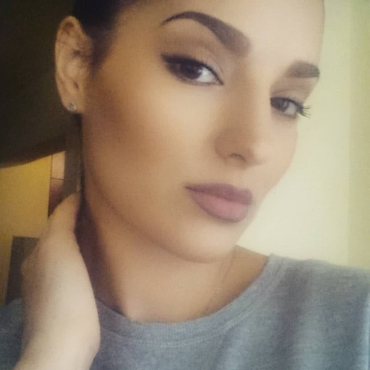 FOTO Minelli rupe topurile cu „Hola, yo me llamo Mariola” și dezvăluie: „Am o stare excelentă după ce fac sport”