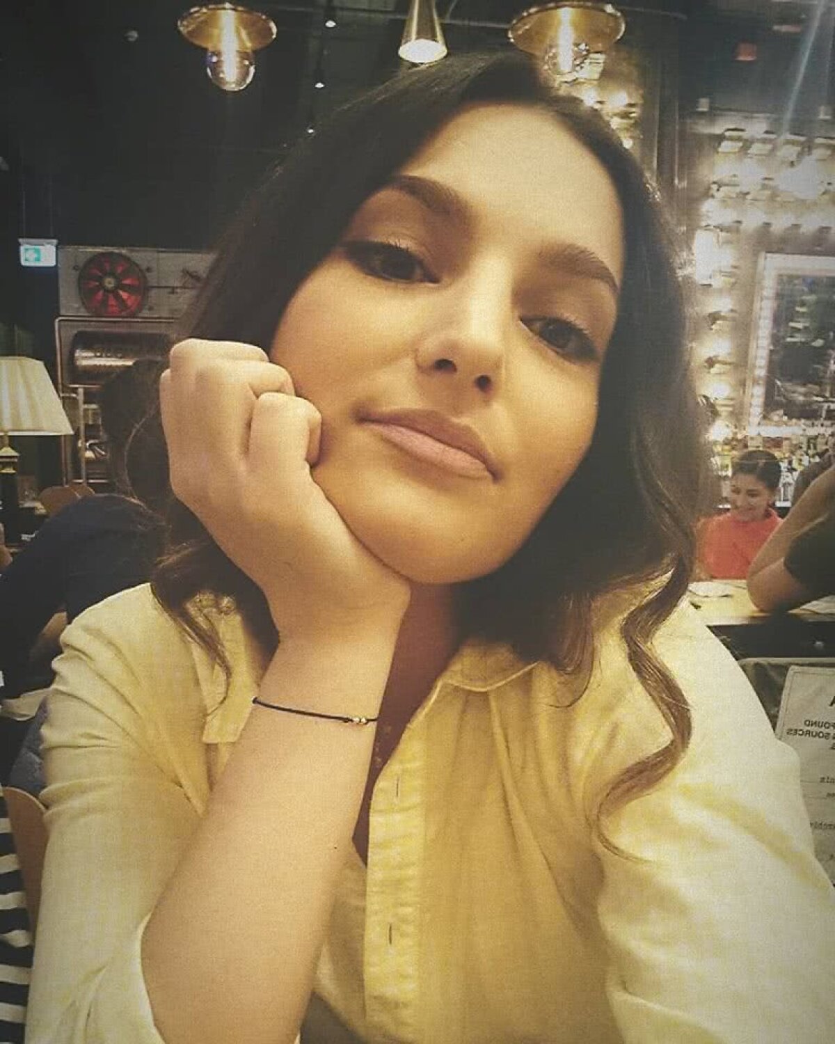 FOTO Minelli rupe topurile cu „Hola, yo me llamo Mariola” și dezvăluie: „Am o stare excelentă după ce fac sport”