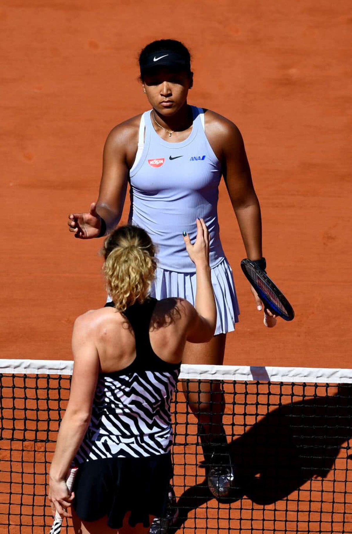 SIMONA HALEP LA ROLAND GARROS // VIDEO Naomi Osaka, principala favorită de la Roland Garros, a fost eliminată de Katerina Siniakova! 