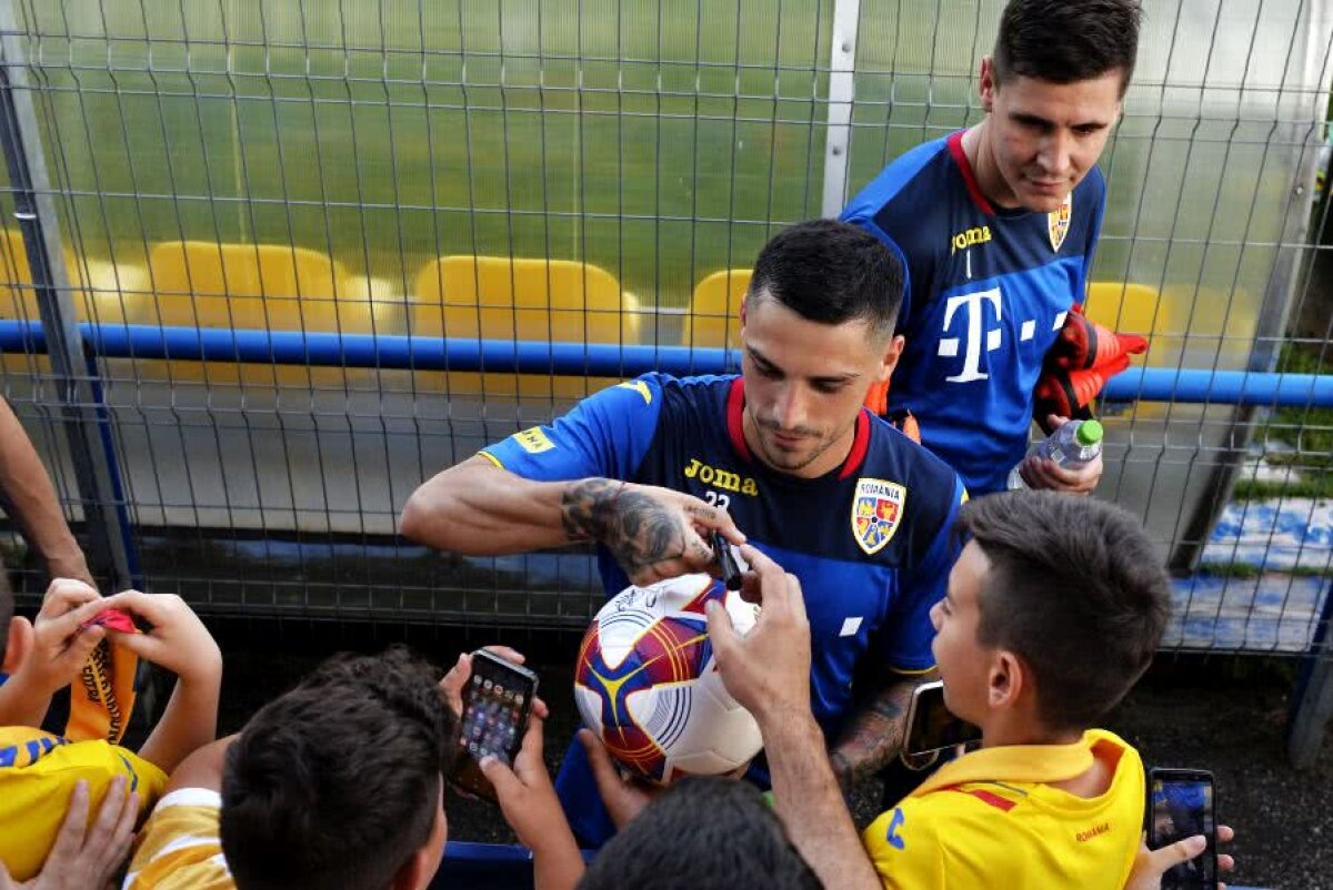 FOTO + VIDEO Jucătorii lui Contra, gest superb de Ziua Copilului » Ce au făcut „tricolorii” la antrenamentul de sâmbătă de la Mogoșoaia