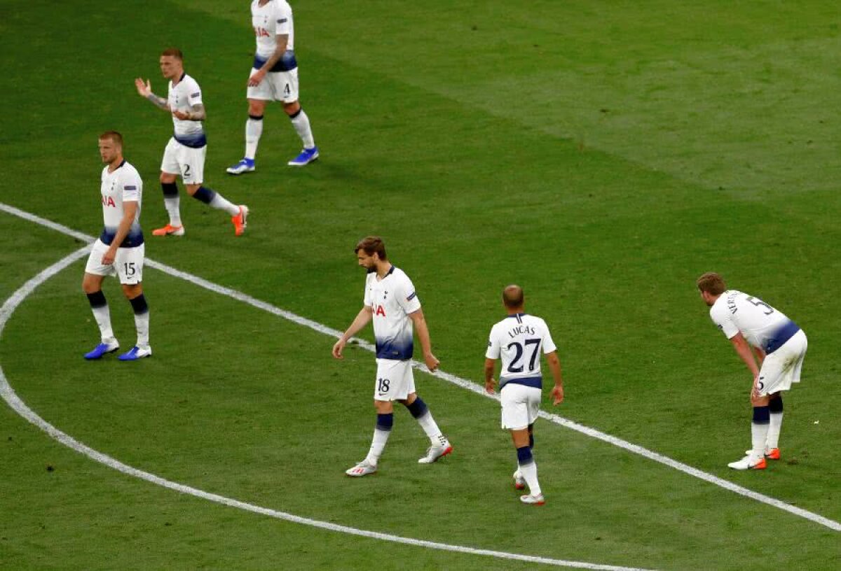 TOTTENHAM - LIVERPOOL 0-2 // FOTO Lucas Moura, eroul din semifinale, DĂRÂMAT după eșecul din finala Ligii » Sacrificat de Pochettino, brazilianul a plâns în hohote la final