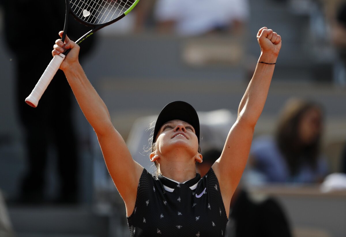 SIMONA HALEP - IGA SWIATEK 6-1, 6-0 // FOTO Încălzirea din drumul spre trofeu! Simona Halep se impune după 45 de minute și merge în „sferturi” la Roland Garros