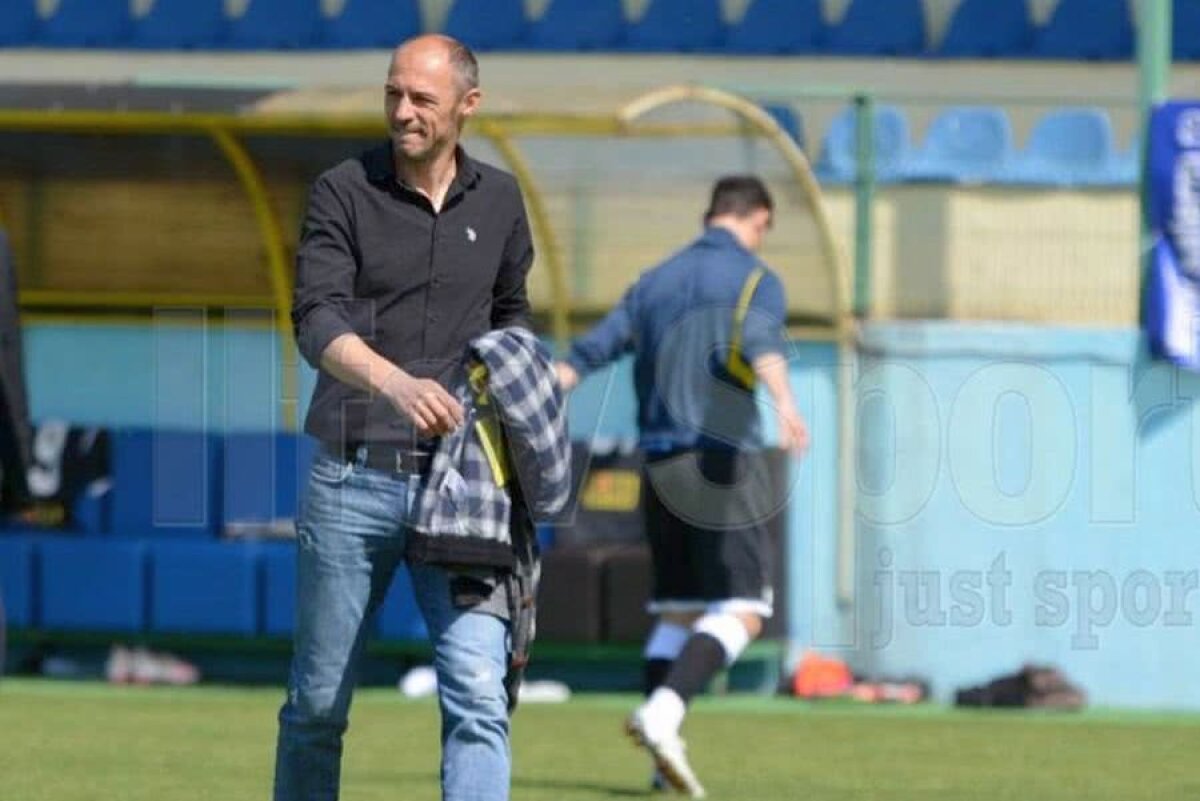 Bogdan Andone, noul antrenor al lui FCSB » Alegerea-șoc a lui Becali a pornit caterinca în online: „De ce, nea Gigi? Nu era liberă alpaca lui Godină?” :D