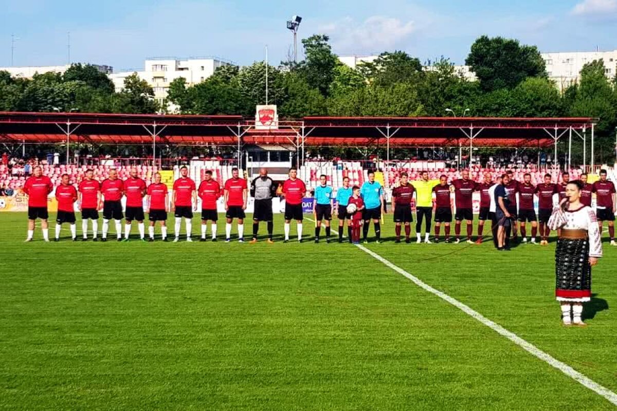 DINAMO - RAPID, OLD BOYS //  FOTO + VIDEO // Spectacol la meciul caritabil din „Ștefan cel Mare” : legendele lui Rapid au învins clar Dinamo