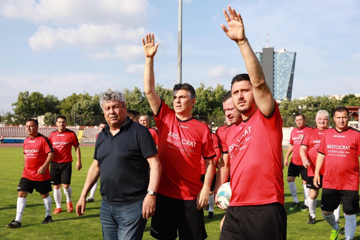 DINAMO - RAPID, OLD BOYS //  FOTO + VIDEO // Spectacol la meciul caritabil din „Ștefan cel Mare” : legendele lui Rapid au învins clar Dinamo