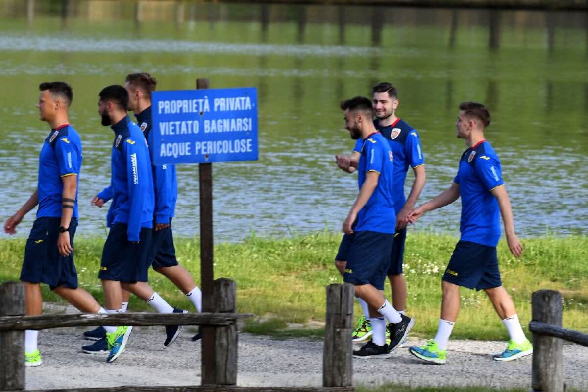 ROMÂNIA U21 // GALERIE FOTO + VIDEO Mirel Rădoi, primul antrenament al naționalei U21 în cantonamentul din Italia: „Ușor, să nu transpirați!” » Imagini în exclusivitate din Bagno di Romagna