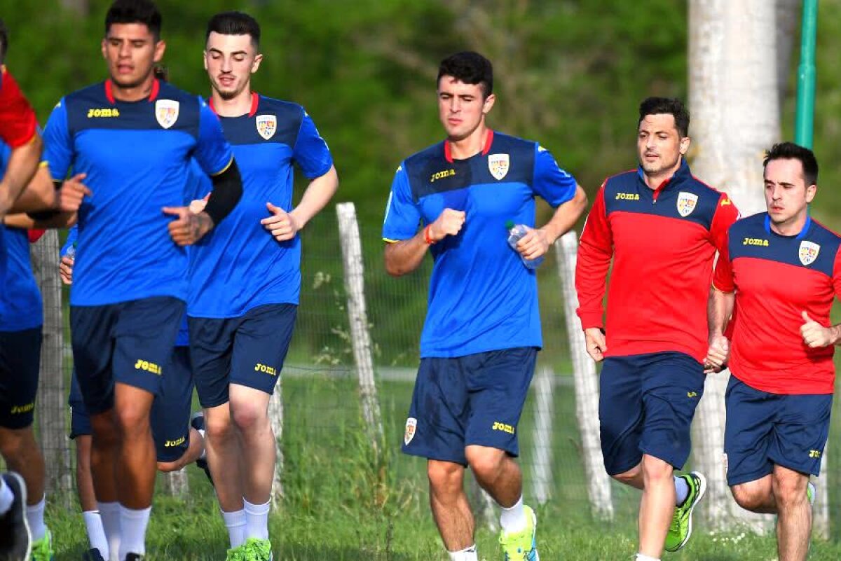 ROMÂNIA U21 // GALERIE FOTO + VIDEO Mirel Rădoi, primul antrenament al naționalei U21 în cantonamentul din Italia: „Ușor, să nu transpirați!” » Imagini în exclusivitate din Bagno di Romagna