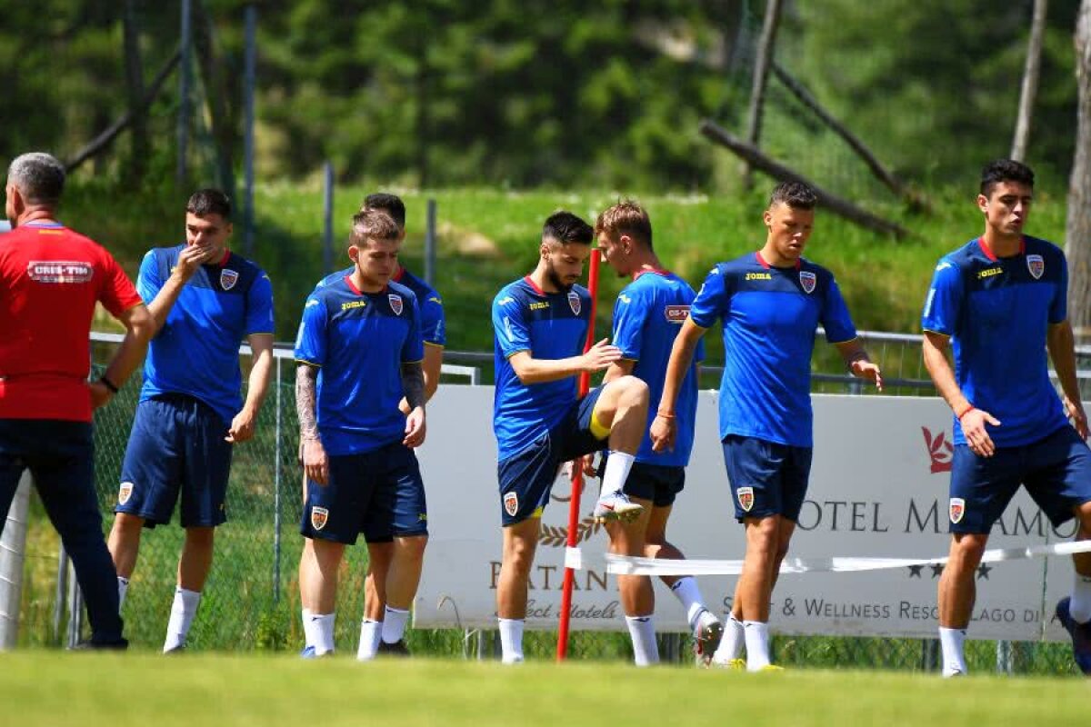 ROMÂNIA U21 // FOTO + VIDEO EXCLUSIV Am asistat la antrenamentul lui Rădoi în stagiul din Italia » Ce le-a cerut selecționerul puștilor U21
