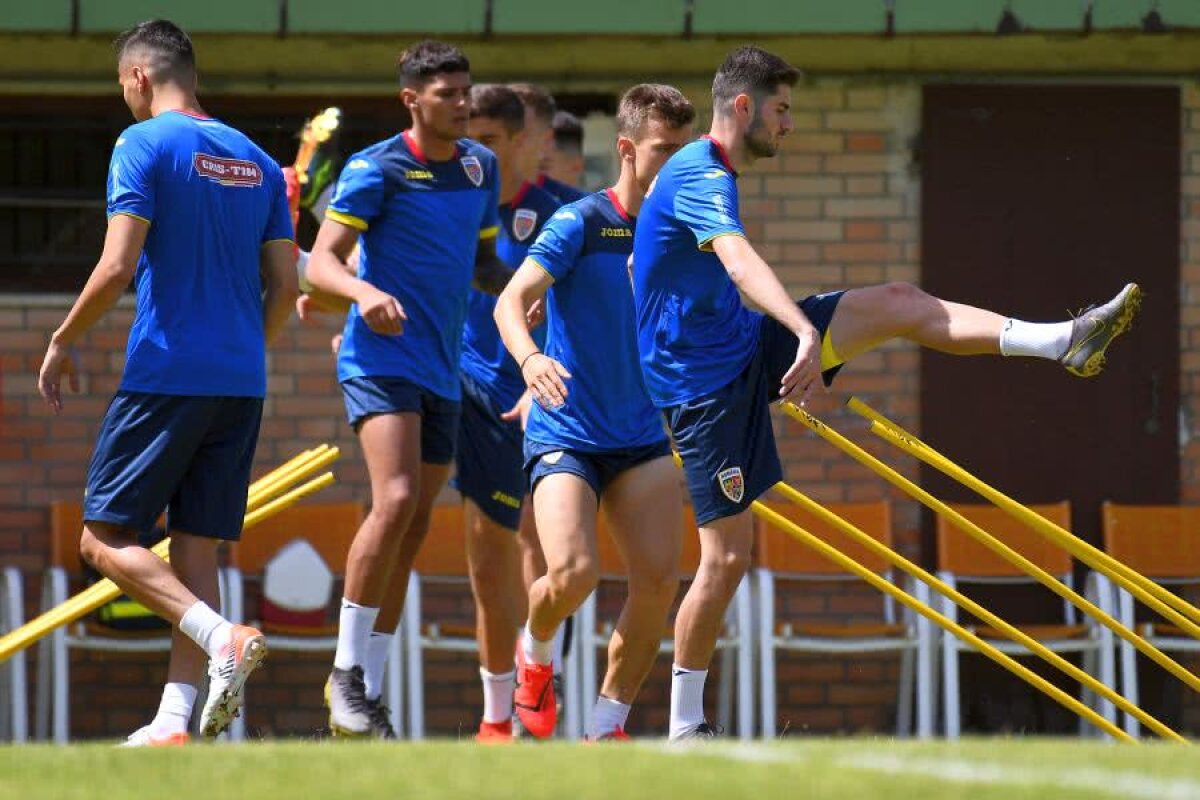 ROMÂNIA U21 // FOTO + VIDEO EXCLUSIV Am asistat la antrenamentul lui Rădoi în stagiul din Italia » Ce le-a cerut selecționerul puștilor U21