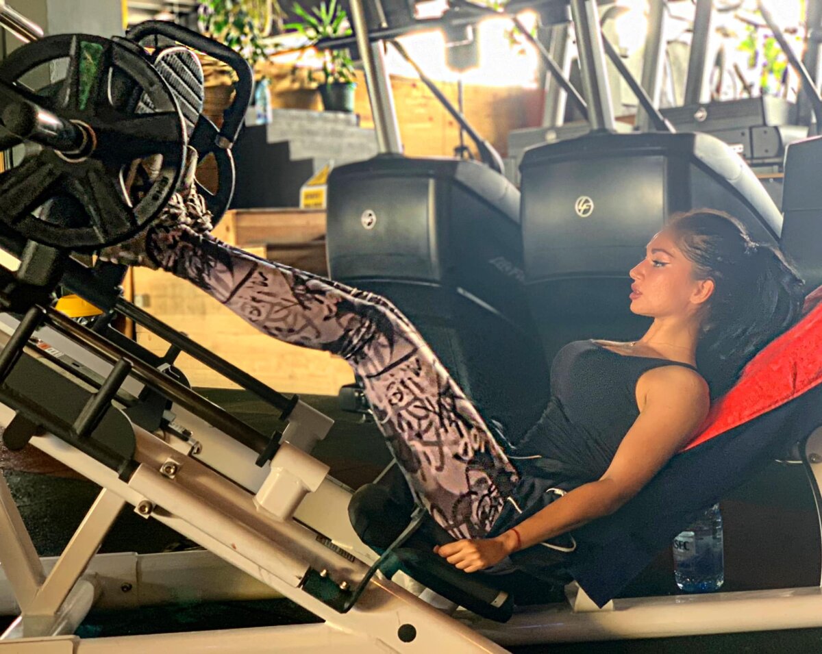 FOTO Seducătoarea Elena Ionescu, ex-Mandinga:  "Sportul mă încarcă mereu de energie pozitivă"