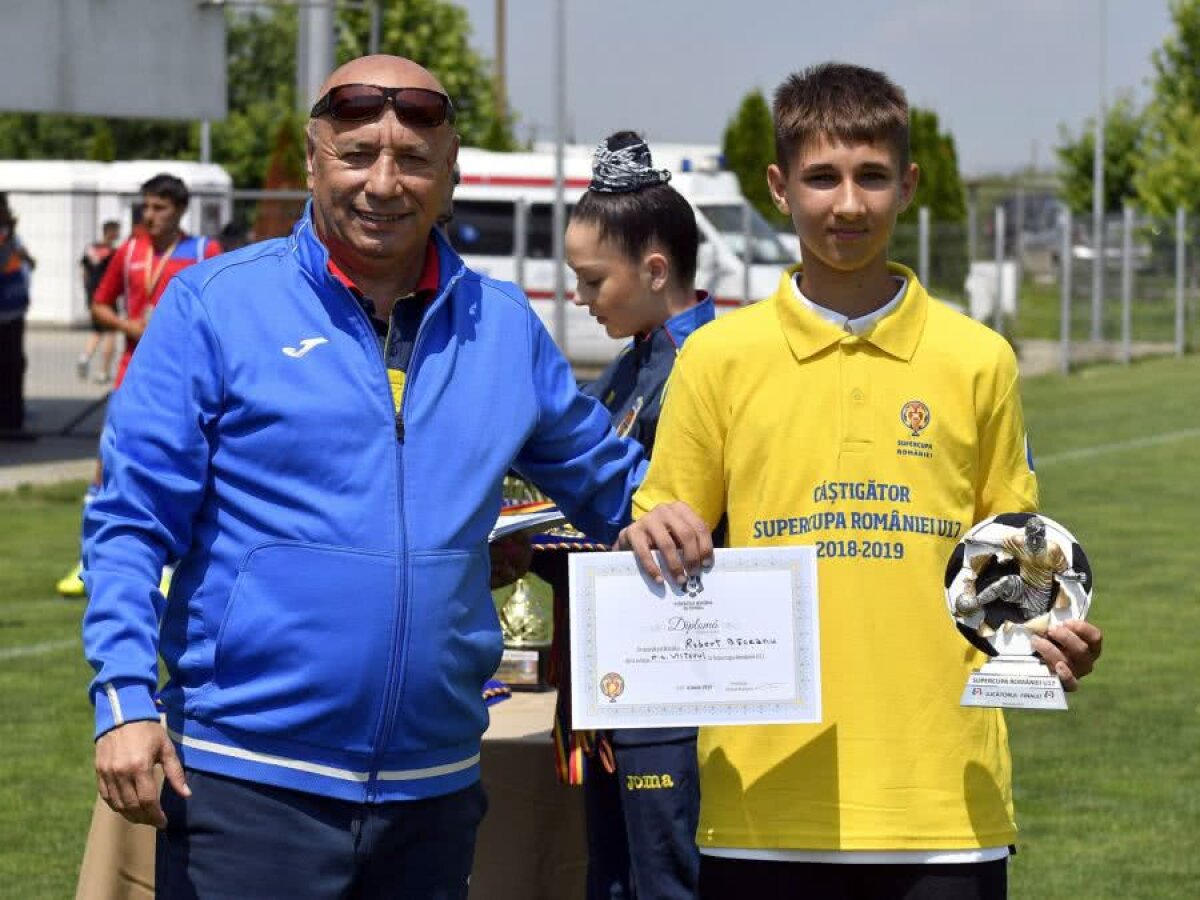 VIDEO+FOTO Viitorul ia tot! Academia lui Gică Hagi a cucerit și Supercupa României la U17 și U19 + Echipa „Regelui”, peste Real Madrid