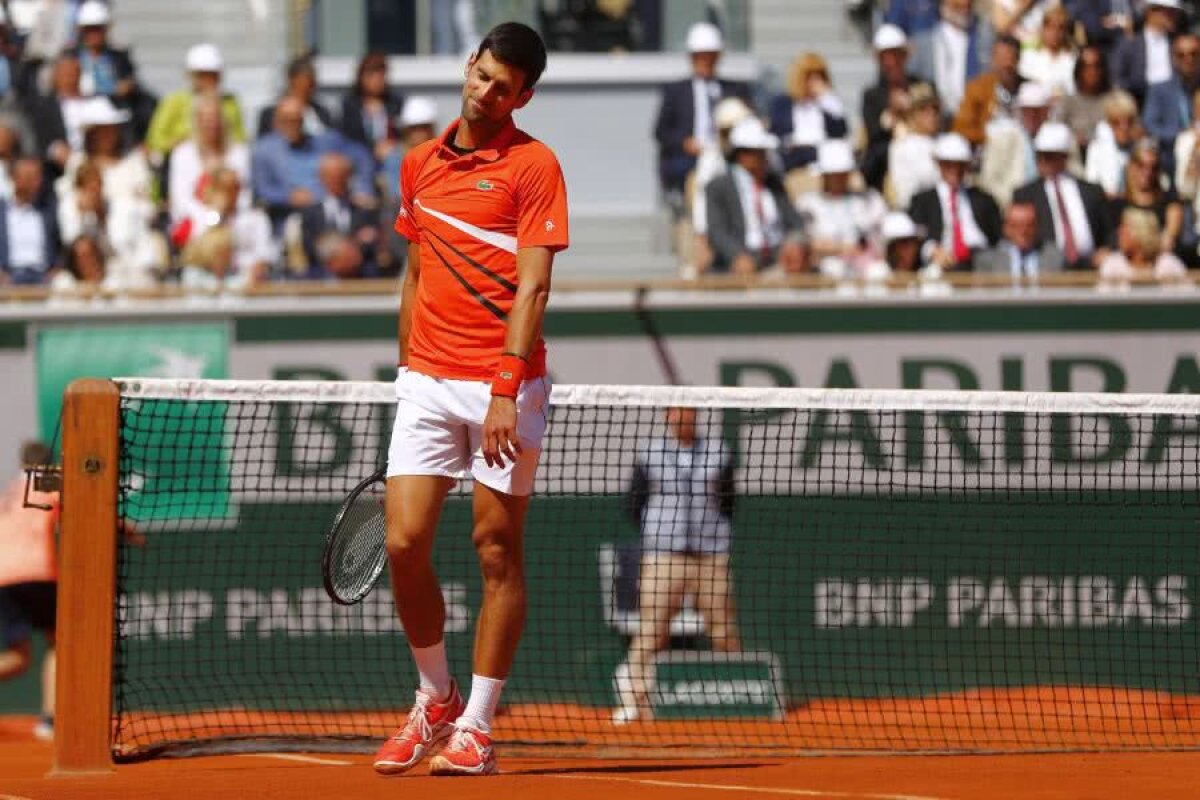 NOVAK DJOKOVIC - DOMINIC THIEM // VIDEO Cea mai norocoasă lovitură a turneului: Djokovic, năucit!