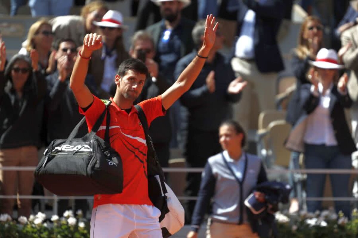 NOVAK DJOKOVIC - DOMINIC THIEM // VIDEO Cea mai norocoasă lovitură a turneului: Djokovic, năucit!