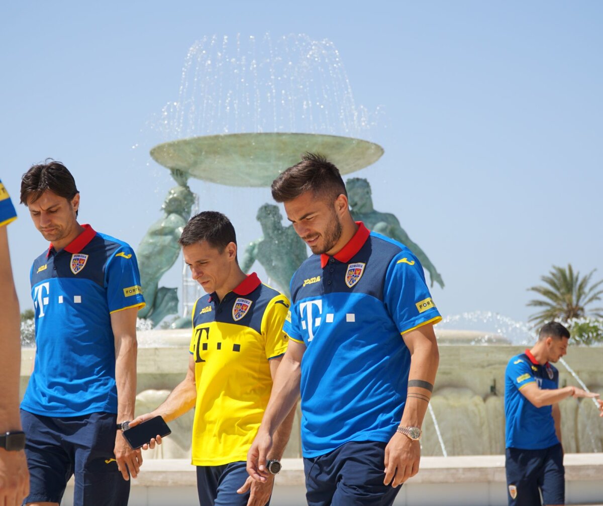 MALTA - ROMÂNIA // VIDEO+FOTO Jucătorii României s-au plimbat prin Valletta: mașini de epocă, soare și o surpriză pentru „tricolori”