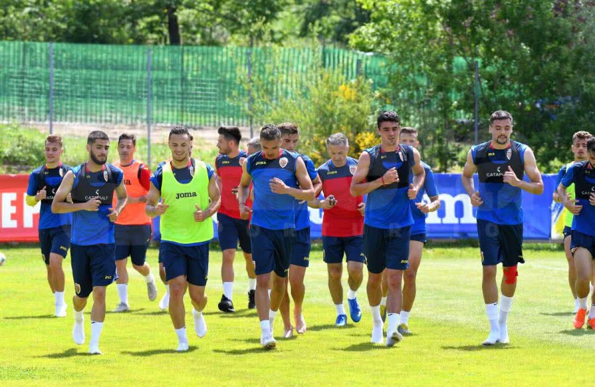 ROMÂNIA U21 // VIDEO Mirel Rădoi s-a băgat la miuță cu jucătorii săi + Ce a spus Adrian Rus la conferința de presă