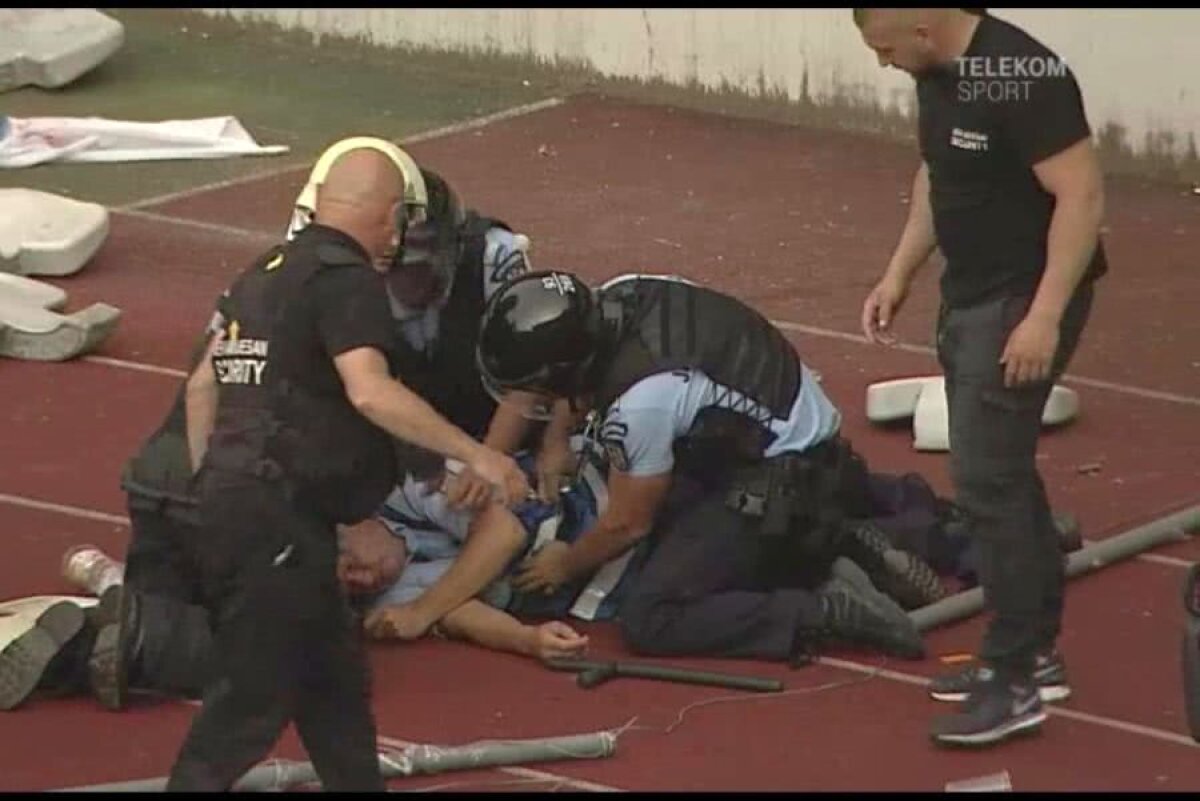 U CLUJ - HERMANNSTADT 0-2 / VIDEO+FOTO Imagini șocante! Incidente grave în finalul meciului de pe Cluj Arena, soldate cu un rănit