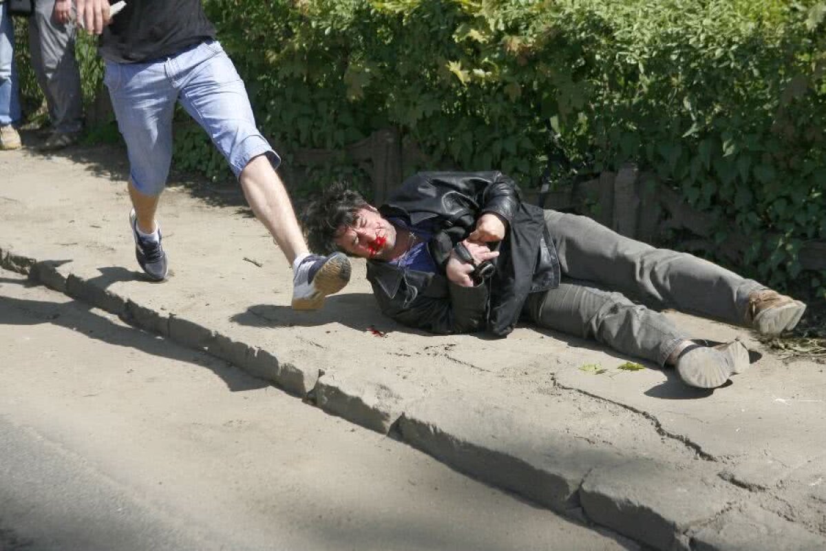 VIDEO+FOTO Cele mai șocante 10 episoade cu huliganii României: de la „Poștașul” la „Tweety” și „Drogatul din Ploiești” » Unde fanii fac legea, de club se alege praful!