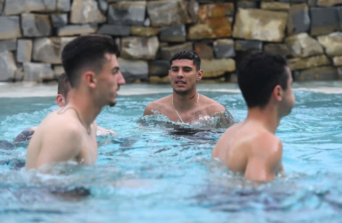 ROMÂNIA U21 // VIDEO+FOTO  „Tricolorii” au făcut ture în piscină » Rădoi: „Gata, v-a luat semnalul?” :D
