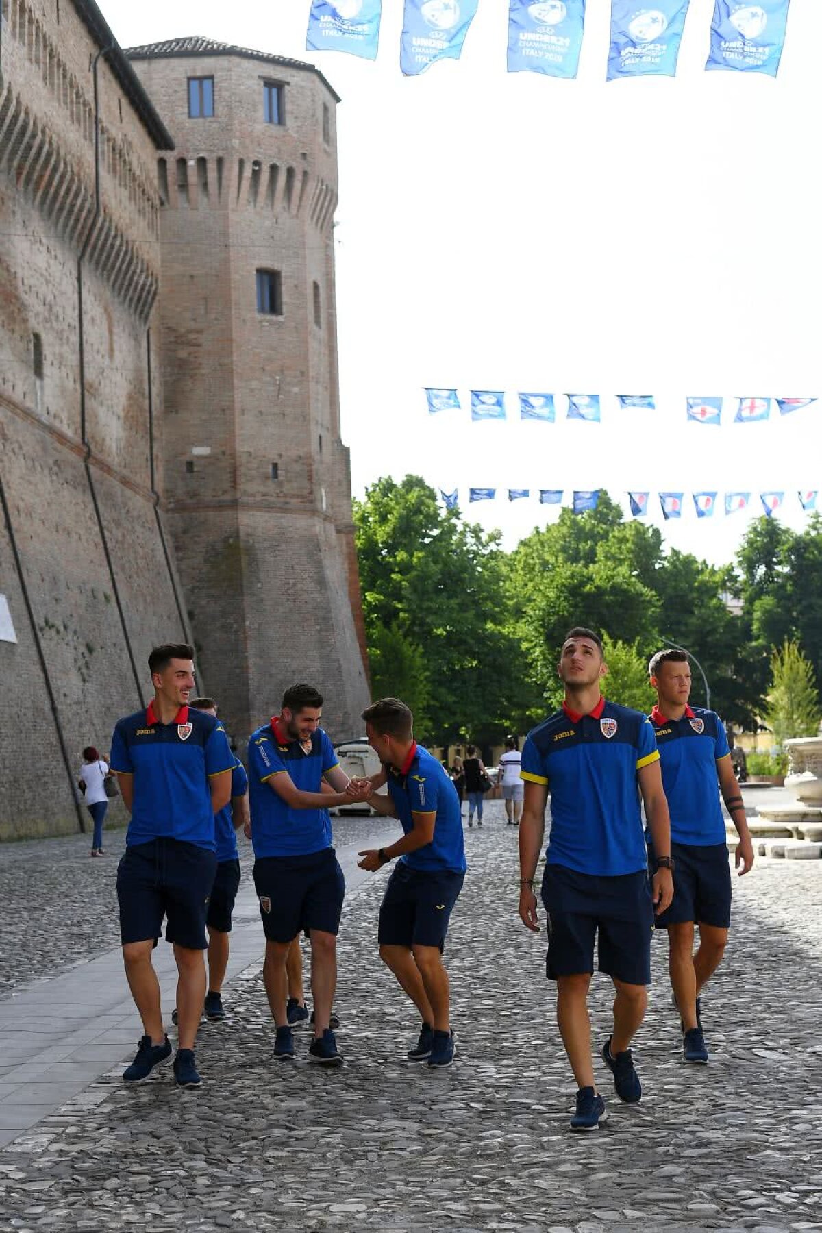 FOTO „Tricolorii mici”, plimbare prin Cesena » Mirel Rădoi află în această noapte dacă Ionuț Nedelcearu merge la Euro 2019