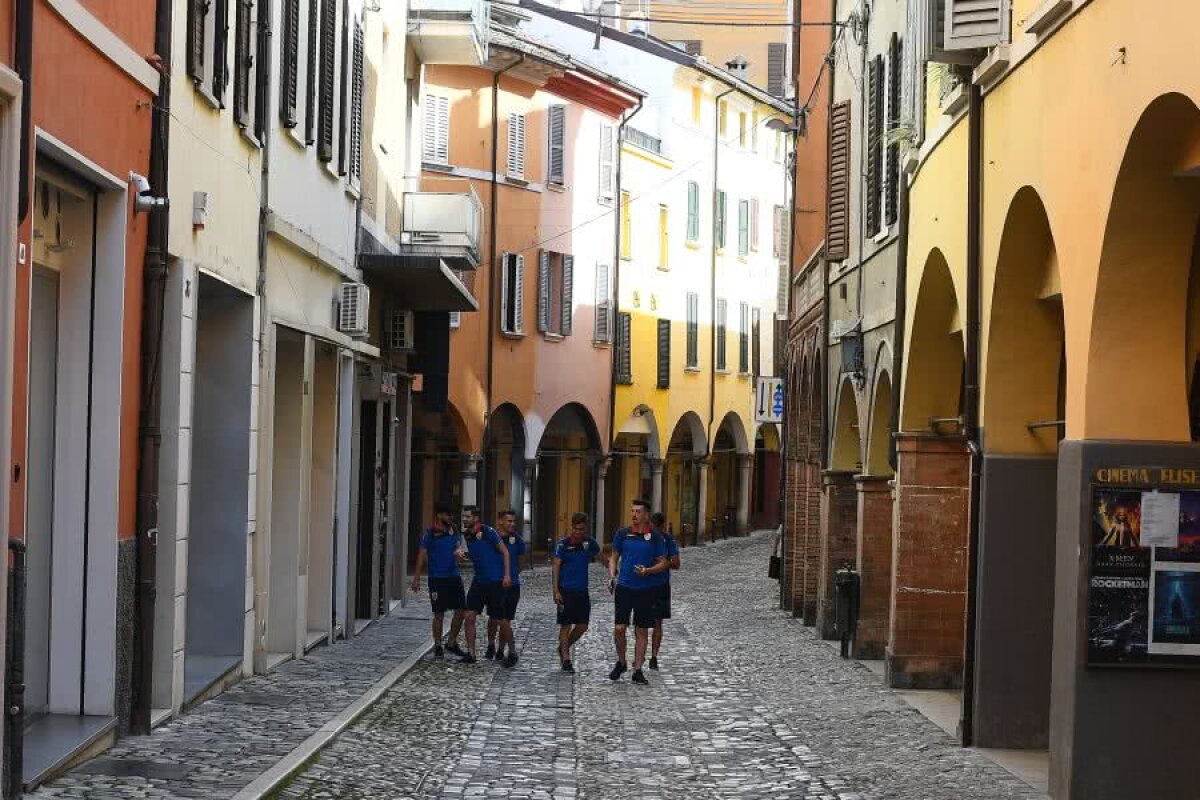 FOTO „Tricolorii mici”, plimbare prin Cesena » Mirel Rădoi află în această noapte dacă Ionuț Nedelcearu merge la Euro 2019