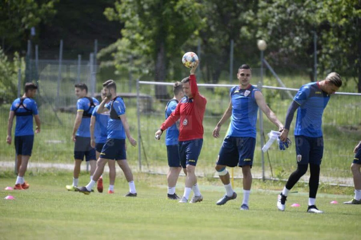 ROMÂNIA U21 // VIDEO + FOTO Imagini spectaculoase din cantonamentul României: antrenament filmat cu drona + cine nu s-a pregătit azi