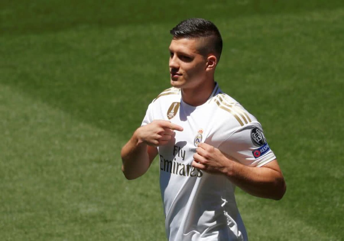 VIDEO + FOTO Luka Jovic a fost prezentat azi la Real Madrid: „Sunt  cel mai fericit! De mic eram fanul clubului”