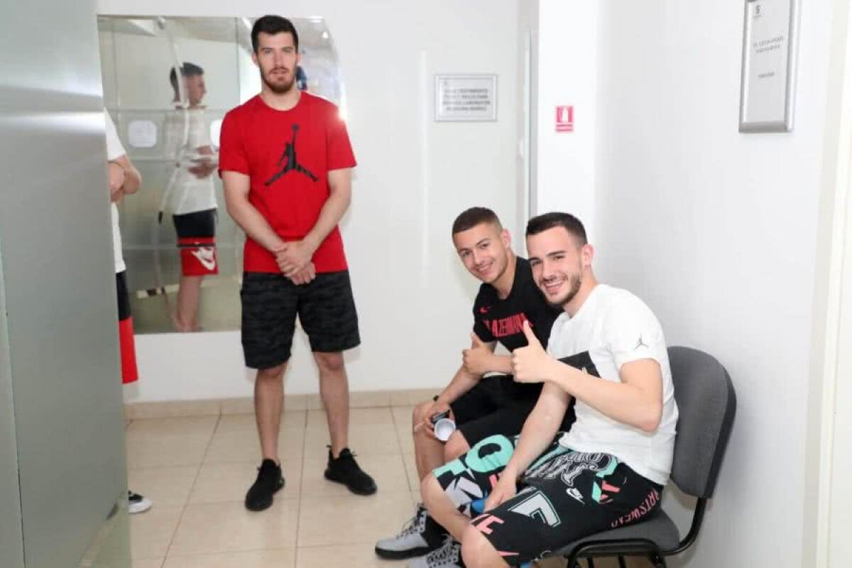 VIDEO + FOTO Reunire fără internaționali » Gabi Iancu a efectuat vizita medicală alături de noii săi colegi de la Viitorul