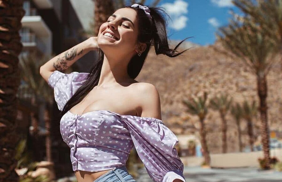 GALERIE FOTO Îi plac caii putere! Giulia de Lellis l-a cucerit pe pilotul Moto GP Andrea Iannone