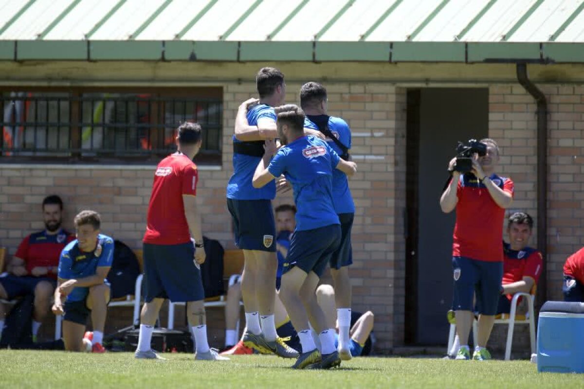 ROMÂNIA U21 // VIDEO Sesiune de antrenament total inedită a jucătorilor lui Rădoi: » GSP a filmat ședința tehnică inovativă cu drona