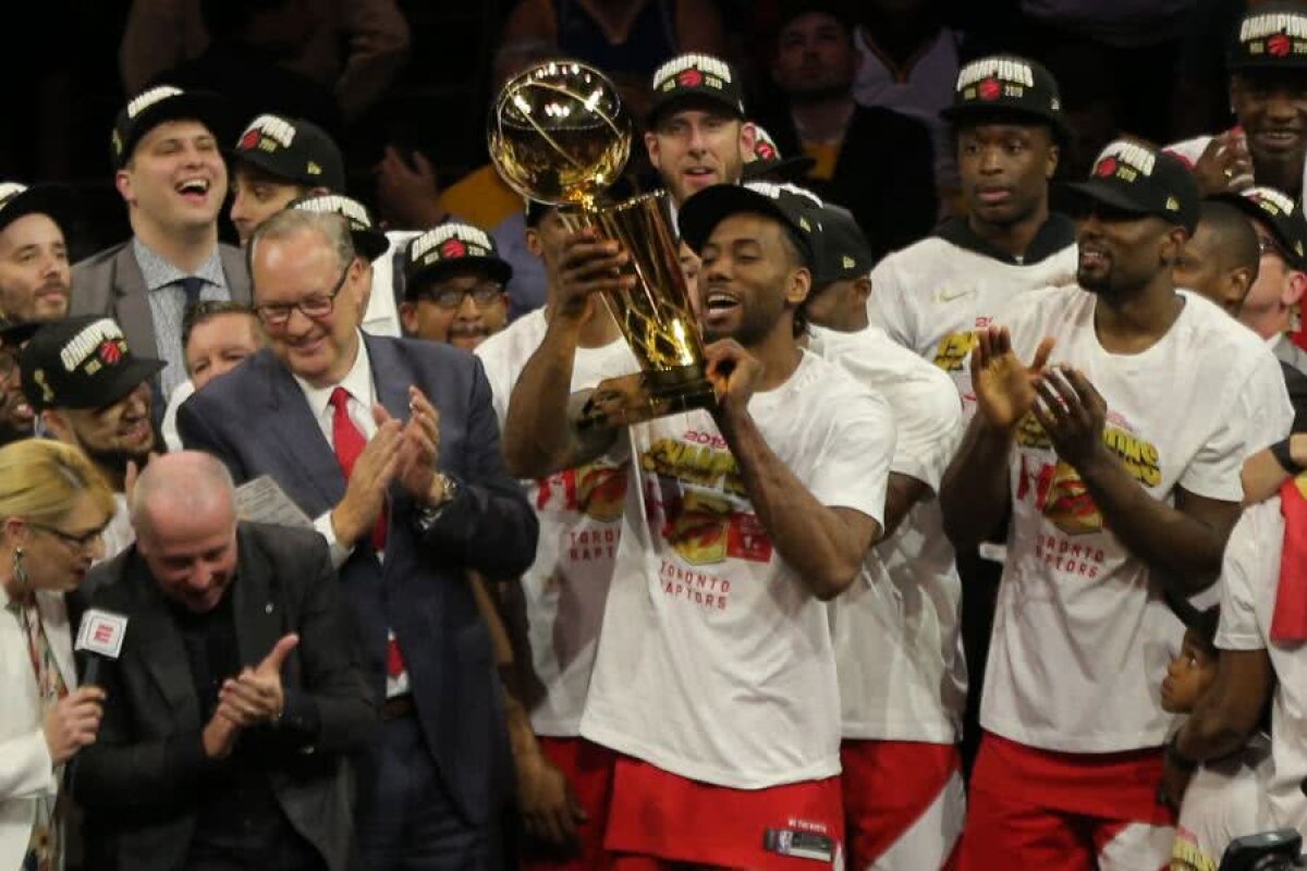 VIDEO+FOTO The King in the North » Kawhi Leonard conduce Toronto Raptors spre primul titlu NBA din istorie, după o finală agitată cu Golden State Warriors