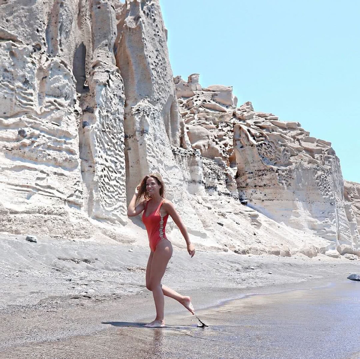 FOTO Soția unui fotbalist, complimente după ce a pozat nud pe Instagram: „Ești spectaculoasă, Tamara!"