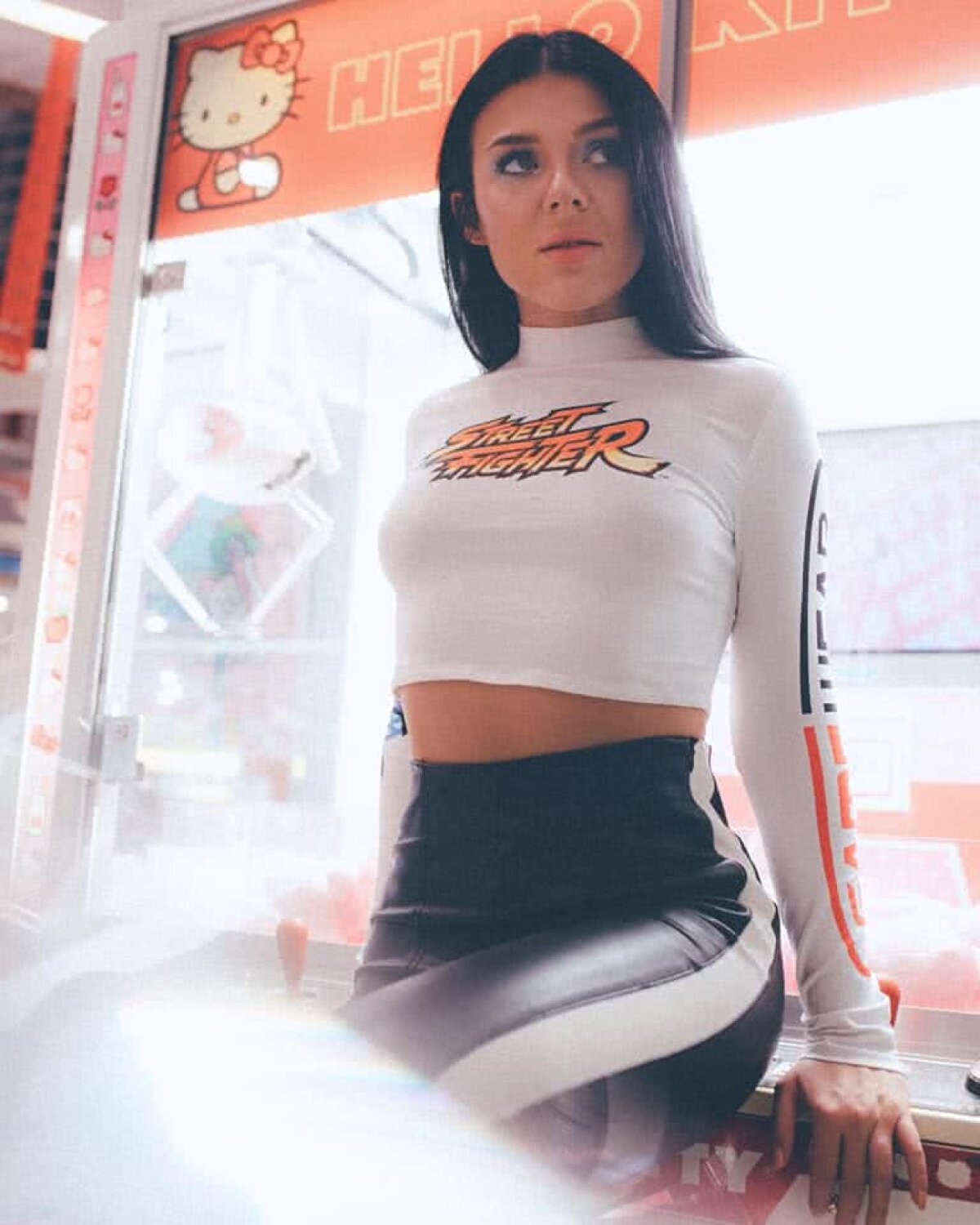 FOTO Anastasia Sandu, noua minune a muzicii românești! Merge la sală, e extrem de pofticioasă și plină de secrete