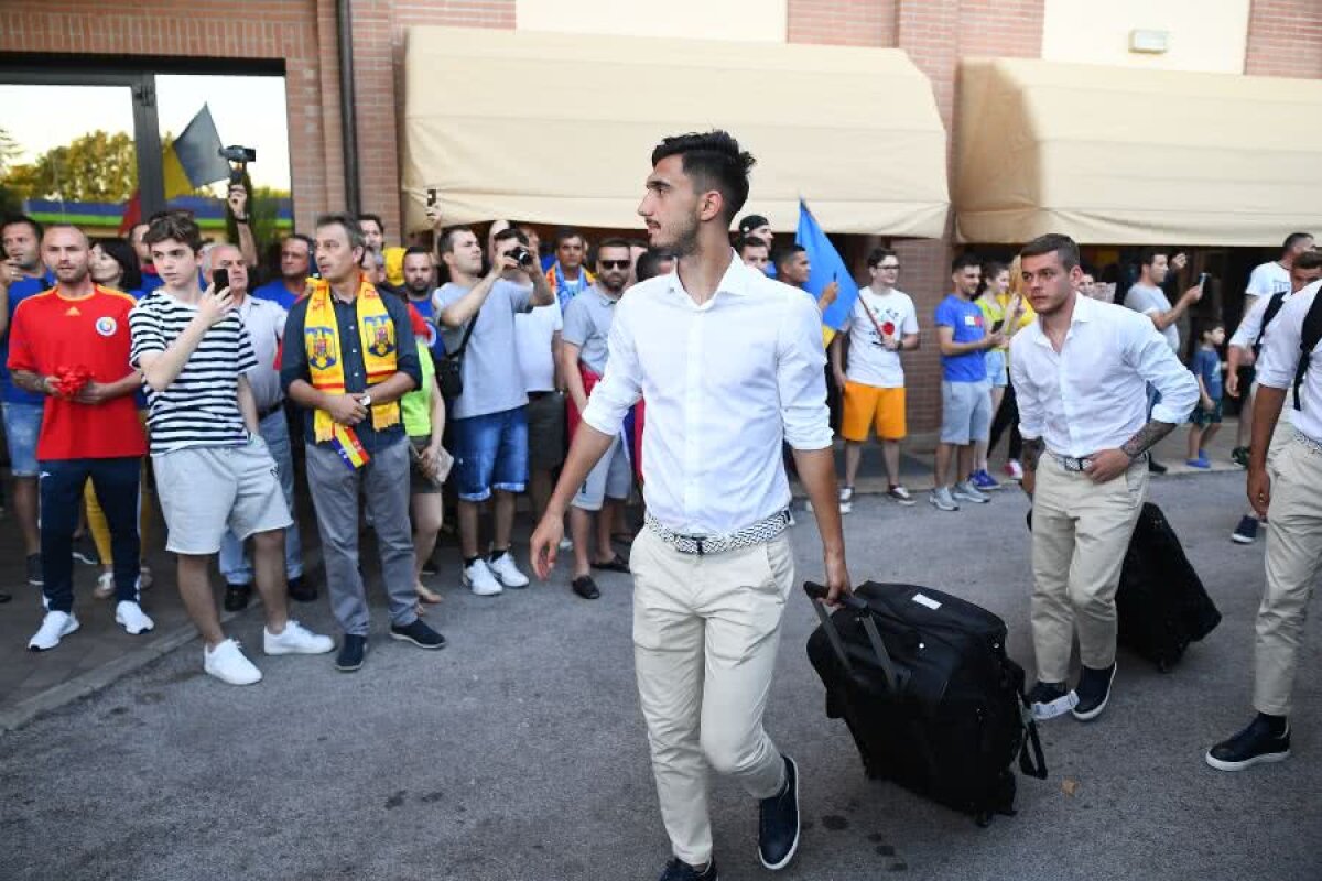 EURO U21 // FOTO+VIDEO Primire călduroasă pentru „tricolorii” lui Mirel Rădoi în orașul-bază pentru Euro