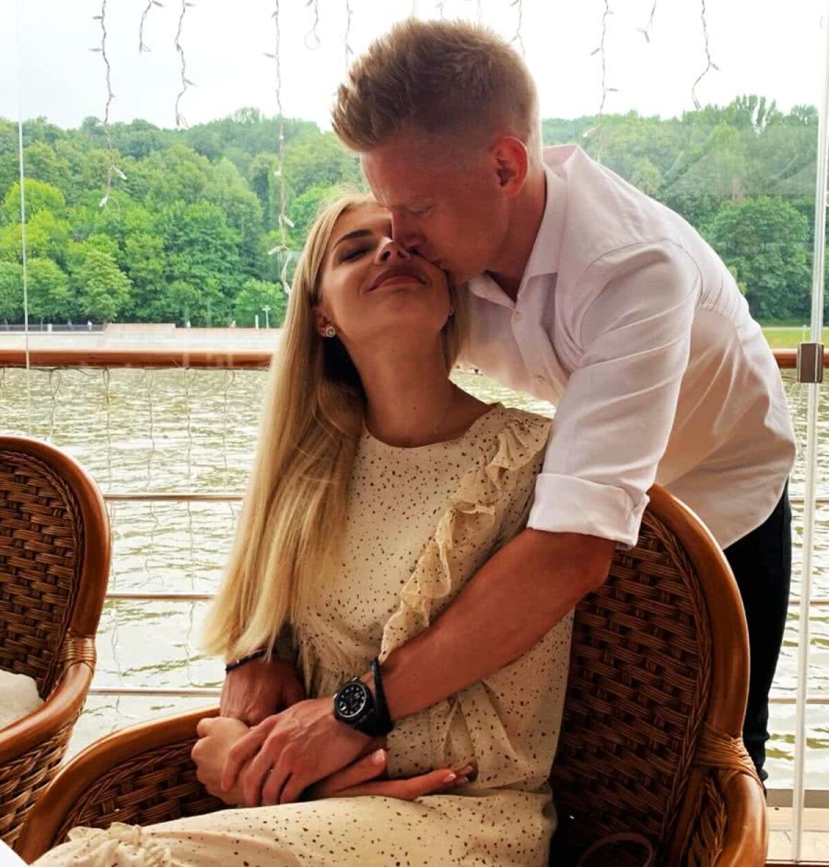 VIDEO+FOTO Oleksandr Zinchenko și jurnalista Vlada Sedan și-au oficializat relația după sărutul în direct