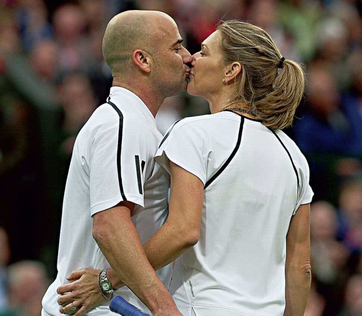 FOTO Steffi Graf - 50 » Câștigătoare a 22 de titluri de Mare Șlem, germanca a sărbătorit discret 50 de ani