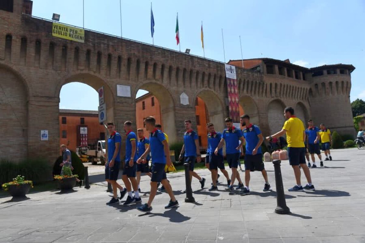 ROMÂNIA 21 // VIDEO + FOTO Cu „Guriță” la plimbare prin Forlimpopoli » Jucătorii naționalei de tineret s-au relaxat alături de selecționerul primei reprezentative