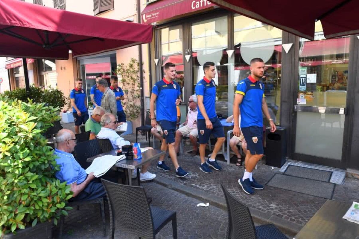 ROMÂNIA 21 // VIDEO + FOTO Cu „Guriță” la plimbare prin Forlimpopoli » Jucătorii naționalei de tineret s-au relaxat alături de selecționerul primei reprezentative